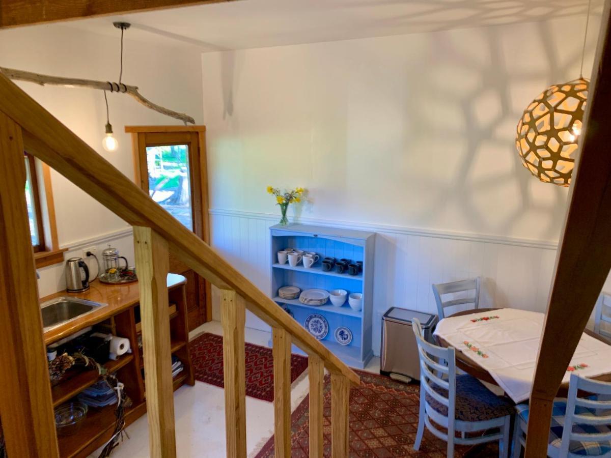 Bed and Breakfast Quail Farm, Colonial charm à Nelson Extérieur photo