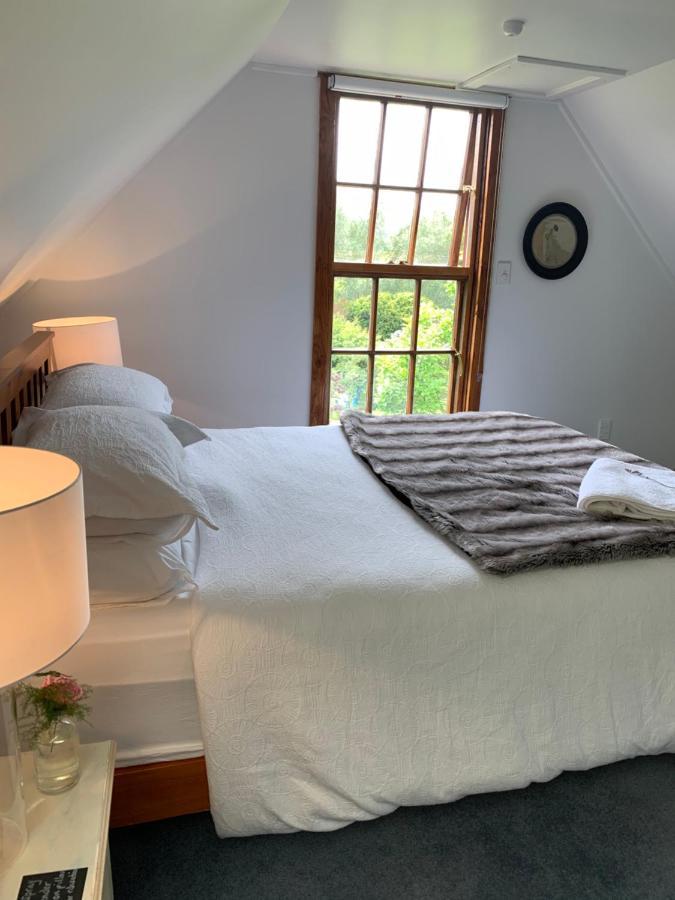 Bed and Breakfast Quail Farm, Colonial charm à Nelson Extérieur photo
