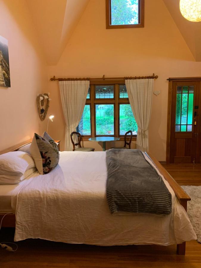Bed and Breakfast Quail Farm, Colonial charm à Nelson Extérieur photo