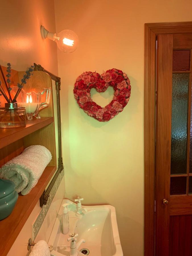 Bed and Breakfast Quail Farm, Colonial charm à Nelson Extérieur photo